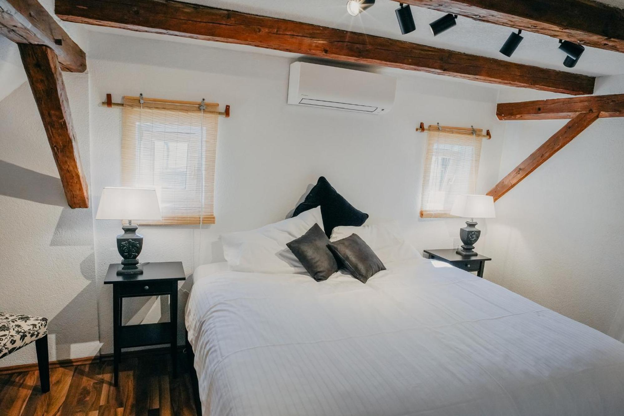 Weingut Holler Chalet Weingarten Spielfeld Ngoại thất bức ảnh